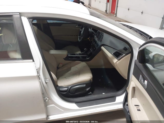 44673412 :رقم المزاد ، 5NPE24AF9GH335765 vin ، 2016 Hyundai Sonata Se مزاد بيع