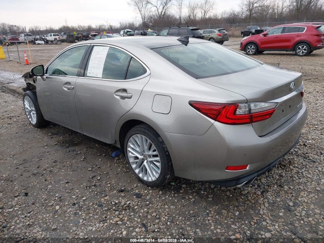 44673414 :رقم المزاد ، 58ABK1GG7JU099037 vin ، 2018 Lexus Es 350 مزاد بيع