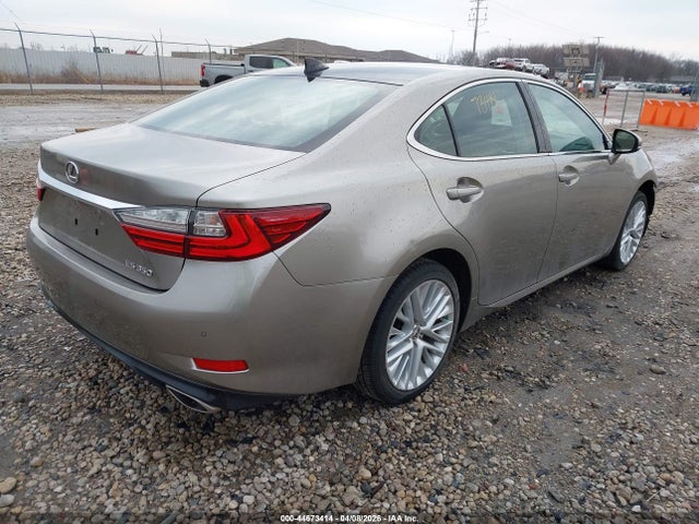 44673414 :رقم المزاد ، 58ABK1GG7JU099037 vin ، 2018 Lexus Es 350 مزاد بيع