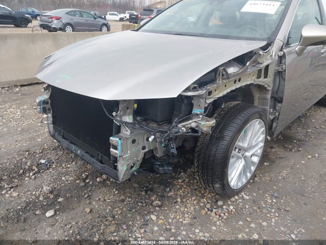 44673414 :رقم المزاد ، 58ABK1GG7JU099037 vin ، 2018 Lexus Es 350 مزاد بيع