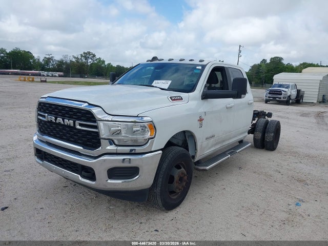 44673420 :رقم المزاد ، 3C63RRHL7NG302689 vin ، 2022 Ram 3500 Big Horn  4x4 8' Box مزاد بيع
