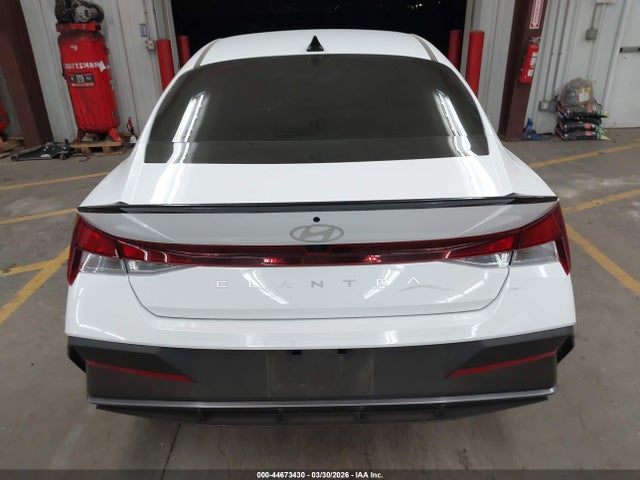 2025 Hyundai Elantra Sel Sport მანქანა იყიდება აუქციონზე, vin: KMHLM4DG4SU007802, აუქციონის ნომერი: 44673430