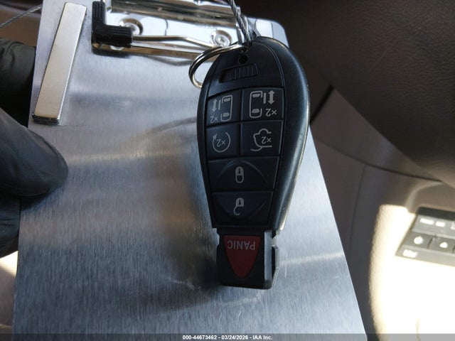 2012 CHRYSLER TOWN & COUNTRY 2C4RC1CG4CR270582 Photo 10