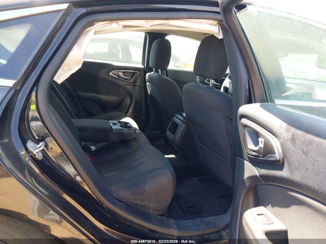 Aukcja sprzedaży 2015 Chrysler 200 Lx, vin: 1C3CCCFB4FN755523, numer aukcji: 44673510