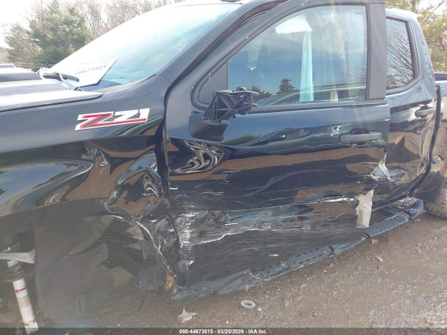 2024 CHEVROLET SILVERADO 1500 3GCUDCEDXRG229314 Photo 5