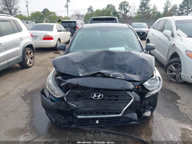 44673523 :رقم المزاد ، 3KPC24A36JE034296 vin ، 2018 Hyundai Accent Se مزاد بيع