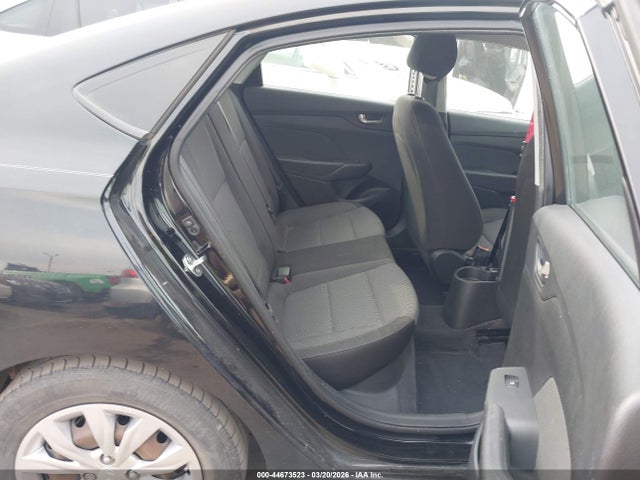 44673523 :رقم المزاد ، 3KPC24A36JE034296 vin ، 2018 Hyundai Accent Se مزاد بيع