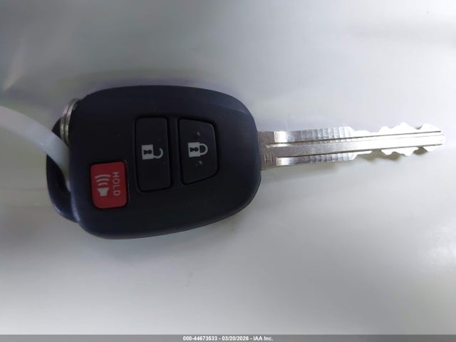 7MUAAAAG7PV064911 Toyota Corolla Cross L