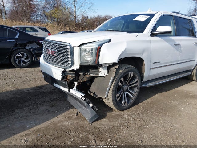 2016 Gmc Yukon Xl Denali მანქანა იყიდება აუქციონზე, vin: 1GKS2HKJ5GR150249, აუქციონის ნომერი: 44673556