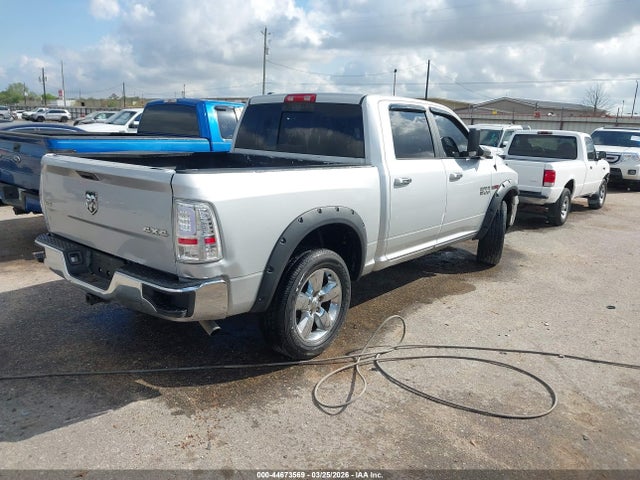 44673569 :رقم المزاد ، 1C6RR7LM1JS357107 vin ، 2018 Ram 1500 Slt  4x4 5'7 Box مزاد بيع