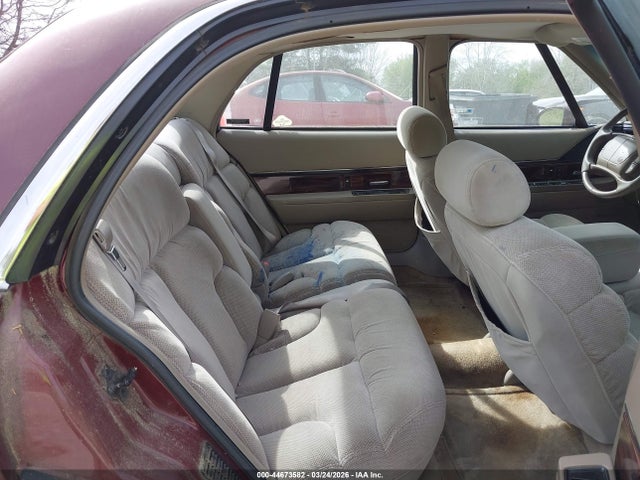 44673582 :رقم المزاد ، 1G4HR52K1WH467535 vin ، 1998 Buick Lesabre Limited مزاد بيع