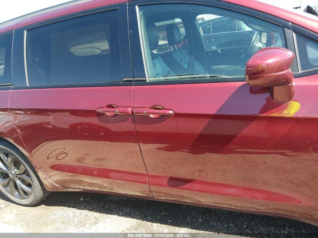 2018 Chrysler Pacifica Touring L მანქანა იყიდება აუქციონზე, vin: 2C4RC1BG5JR322316, აუქციონის ნომერი: 44673586