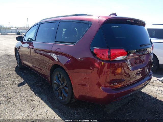 2018 Chrysler Pacifica Touring L მანქანა იყიდება აუქციონზე, vin: 2C4RC1BG5JR322316, აუქციონის ნომერი: 44673586
