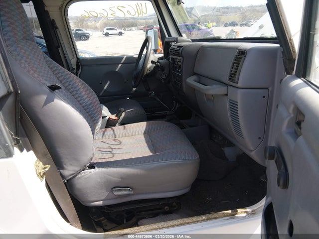 Продаж на аукціоні авто 1998 Jeep Wrangler Sport, vin: 1J4FY19S1WP720186, номер лоту: 44673606