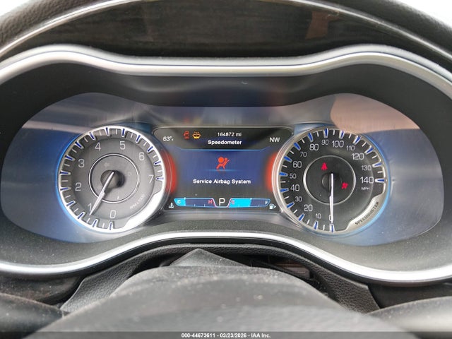 Продажа на аукционе авто 2015 Chrysler 200 C, vin: 1C3CCCCG3FN565146, номер лота: 44673611