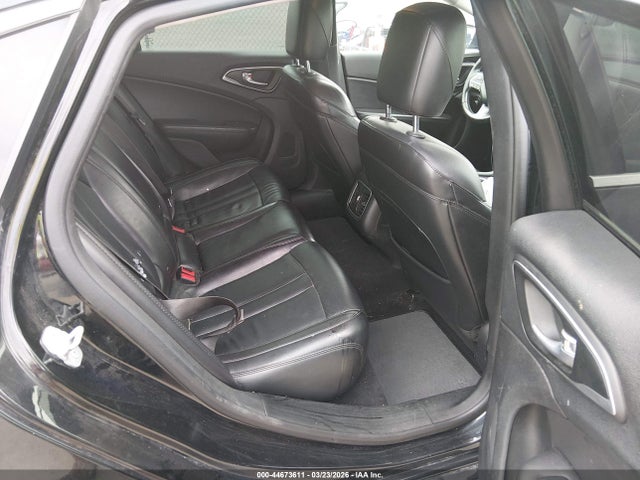 Продажа на аукционе авто 2015 Chrysler 200 C, vin: 1C3CCCCG3FN565146, номер лота: 44673611