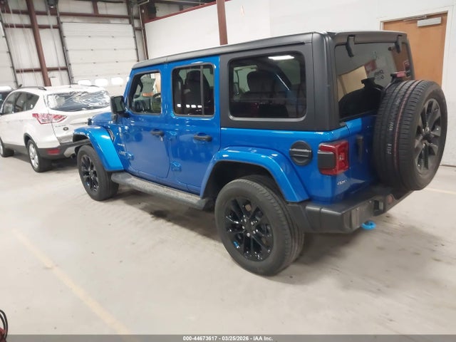 44673617 :رقم المزاد ، 1C4JJXP65NW280491 vin ، 2022 Jeep Wrangler 4xe Unlimited Sahara 4x4 مزاد بيع