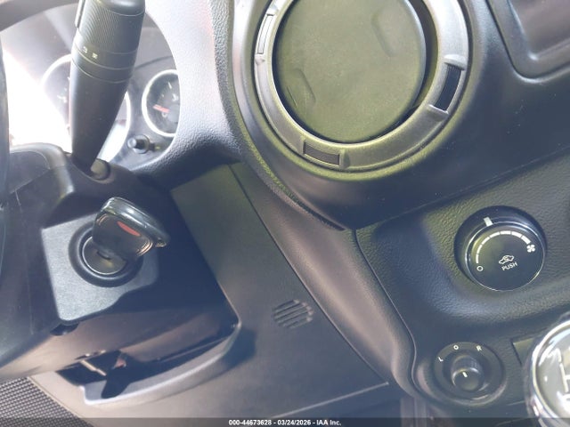 2013 Jeep Wrangler Sport მანქანა იყიდება აუქციონზე, vin: 1C4AJWAG3DL592904, აუქციონის ნომერი: 44673628