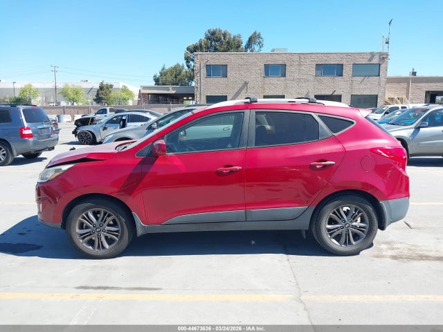 KM8JU3AG6EU896886 Hyundai TUCSON SE