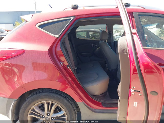 KM8JU3AG6EU896886 Hyundai TUCSON SE
