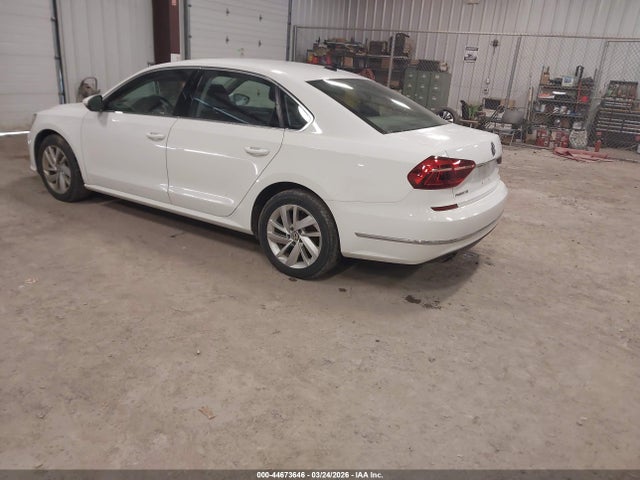 Aukcja sprzedaży 2018 Volkswagen Passat 2.0t Se, vin: 1VWBA7A3XJC003251, numer aukcji: 44673646