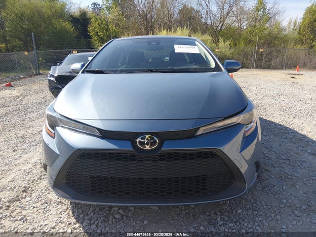 2022 Toyota Corolla Le მანქანა იყიდება აუქციონზე, vin: JTDEPMAE2N3023367, აუქციონის ნომერი: 44673649