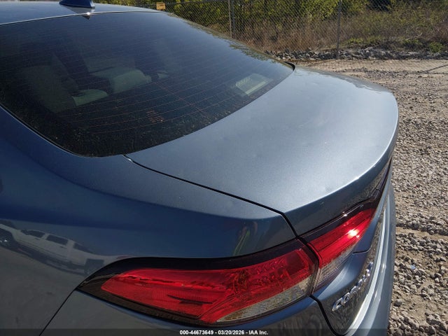 2022 Toyota Corolla Le მანქანა იყიდება აუქციონზე, vin: JTDEPMAE2N3023367, აუქციონის ნომერი: 44673649