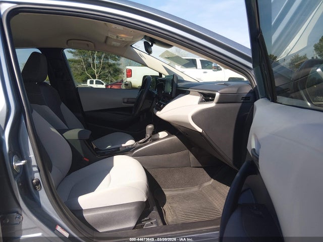 2022 Toyota Corolla Le მანქანა იყიდება აუქციონზე, vin: JTDEPMAE2N3023367, აუქციონის ნომერი: 44673649
