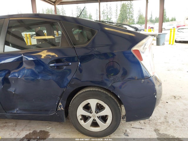 2013 TOYOTA PRIUS JTDKN3DU8D1627389 Photo 5