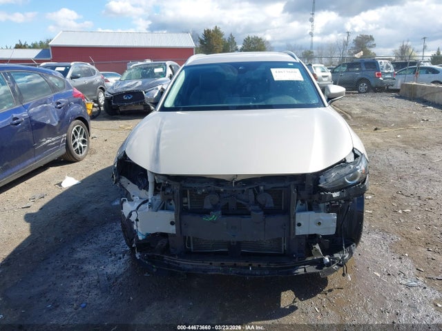 44673660 :رقم المزاد ، 3MVDMBBL2NM401822 vin ، 2022 Mazda Cx-30 Select مزاد بيع