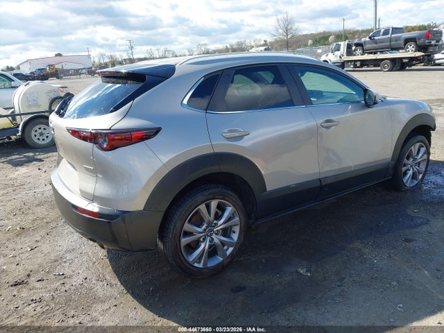 44673660 :رقم المزاد ، 3MVDMBBL2NM401822 vin ، 2022 Mazda Cx-30 Select مزاد بيع
