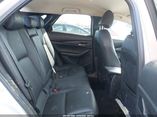 44673660 :رقم المزاد ، 3MVDMBBL2NM401822 vin ، 2022 Mazda Cx-30 Select مزاد بيع
