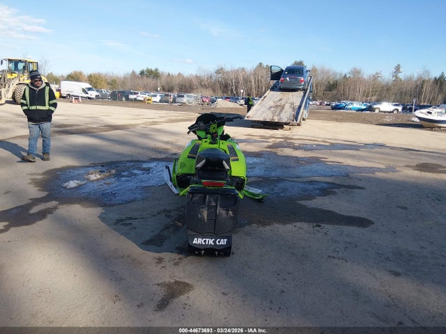 4UF1S2GG2NT100404 Arctic Cat Zr6000