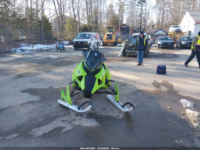 4UF1S2GG2NT100404 Arctic Cat Zr6000