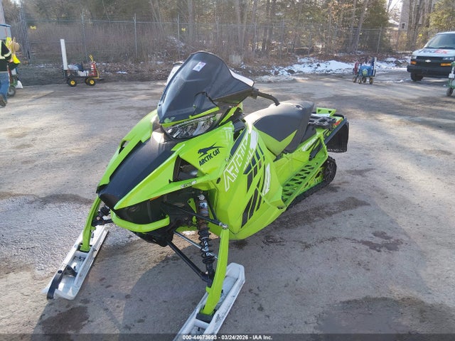 4UF1S2GG2NT100404 Arctic Cat Zr6000