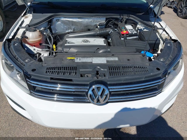 WVGAV7AX4HK053631 Volkswagen Tiguan 2.0t/2.0t S