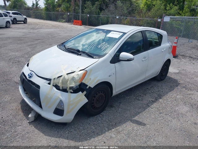 2012 TOYOTA PRIUS C JTDKDTB31C1507266 Photo 1