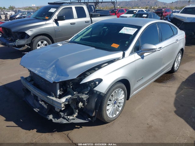 Ford Fusion Hybrid Se 2016 3FA6P0LU6GR406210 Image 2