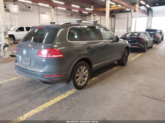 2013 Volkswagen Touareg Vr6 Sport მანქანა იყიდება აუქციონზე, vin: WVGEF9BP0DD008323, აუქციონის ნომერი: 44673728
