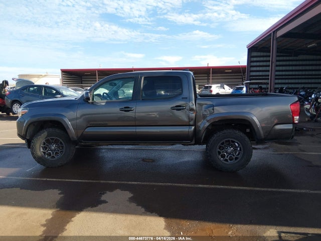 Toyota Tacoma Sr5 V6 2017 3TMAZ5CN0HM052123 Image 14