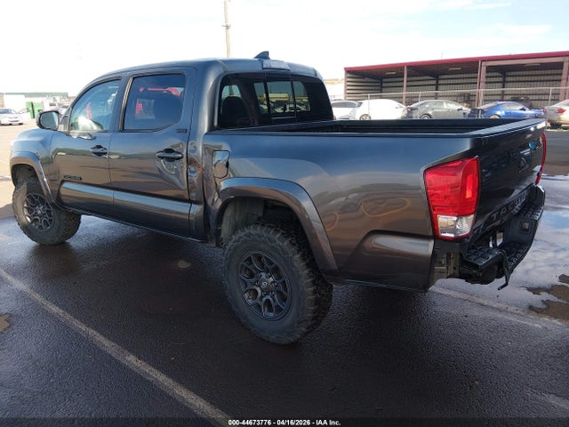 Toyota Tacoma Sr5 V6 2017 3TMAZ5CN0HM052123 Image 3