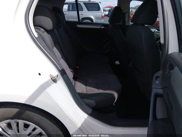 Продажа на аукционе авто 2013 Volkswagen Golf 2.5l 4-door, vin: WVWDB7AJ2DW119022, номер лота: 44673800