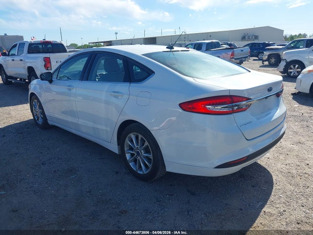 Продажа на аукционе авто 2017 Ford Fusion S, vin: 3FA6P0G73HR415923, номер лота: 44673806