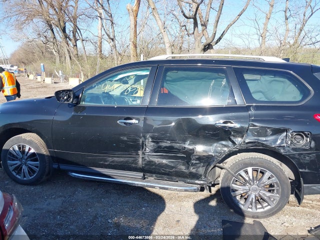 Продаж на аукціоні авто 2019 Nissan Pathfinder Sv, vin: 5N1DR2MM1KC621499, номер лоту: 44673808