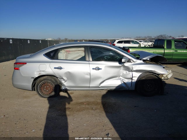 Aukcja sprzedaży 2015 Nissan Sentra Sv, vin: 3N1AB7APXFL677090, numer aukcji: 44673817