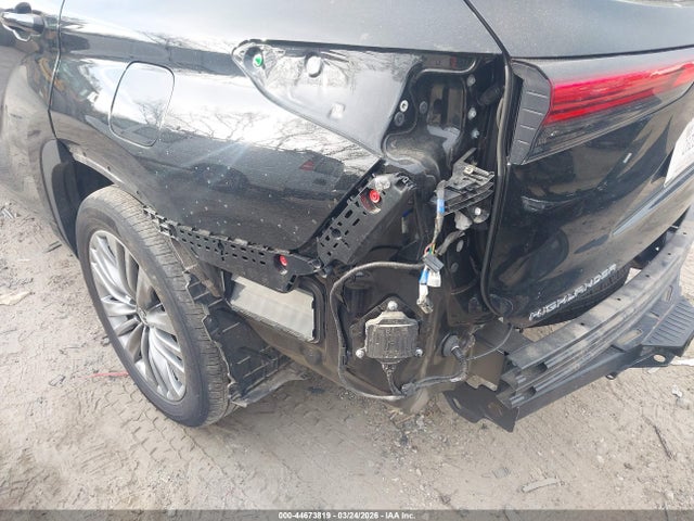 Toyota Highlander Platinum 2021 5TDFZRBH2MS073431 Image 6