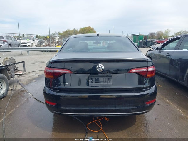 44673856 :رقم المزاد ، 3VWC57BUXKM134230 vin ، 2019 Volkswagen Jetta 1.4t R-line/1.4t S/1.4t Se مزاد بيع