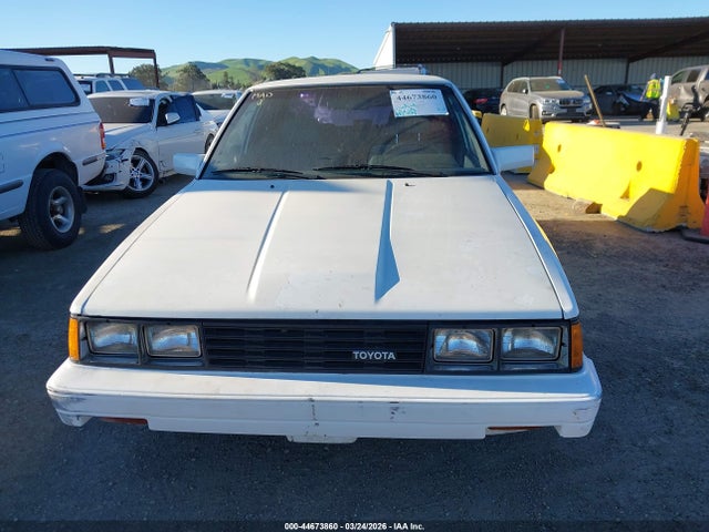 Продаж на аукціоні авто 1984 Toyota Camry Le, vin: JT2SV16E4E0093043, номер лоту: 44673860