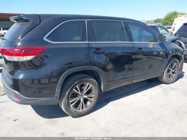 Продаж на аукціоні авто 2018 Toyota Highlander Le, vin: 5TDZZRFH1JS240283, номер лоту: 44673877