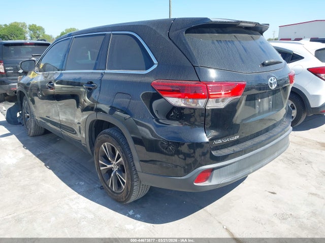 Продаж на аукціоні авто 2018 Toyota Highlander Le, vin: 5TDZZRFH1JS240283, номер лоту: 44673877
